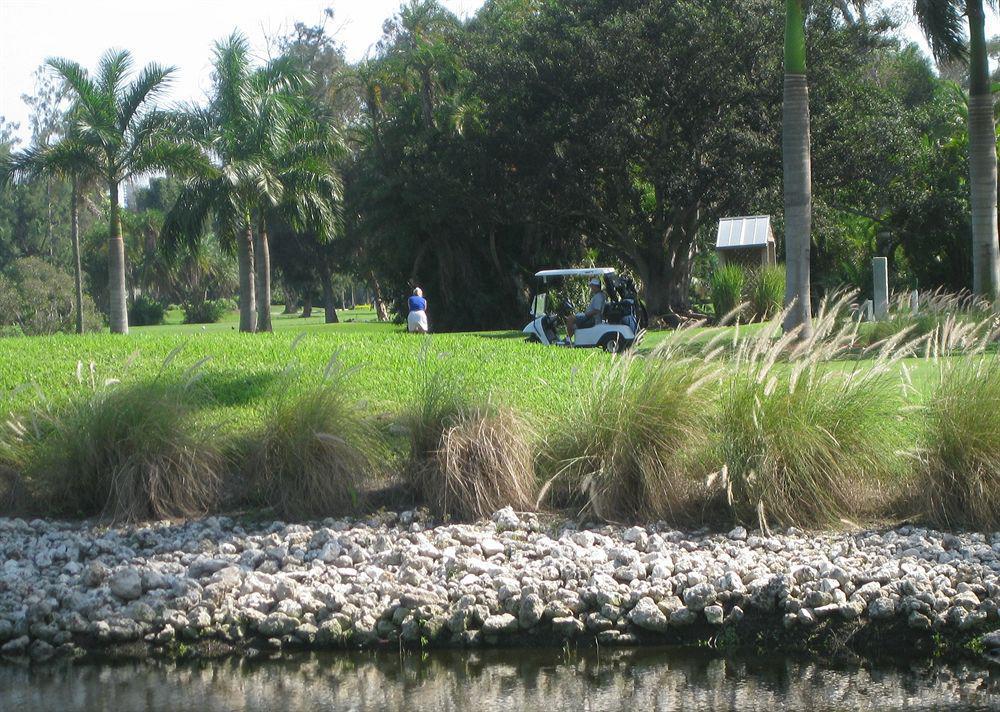 Hollywood Beach Golf Resort ภายนอก รูปภาพ
