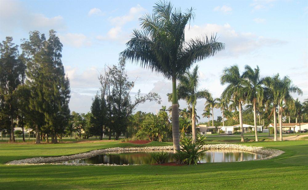 Hollywood Beach Golf Resort ภายนอก รูปภาพ
