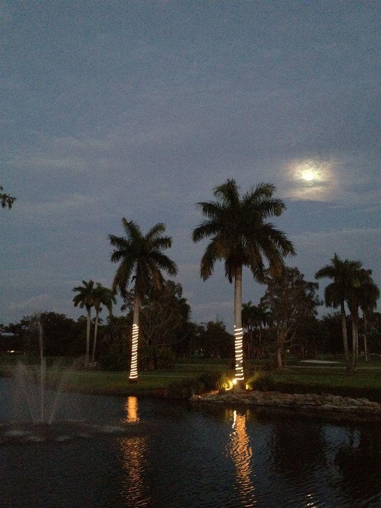 Hollywood Beach Golf Resort ภายนอก รูปภาพ