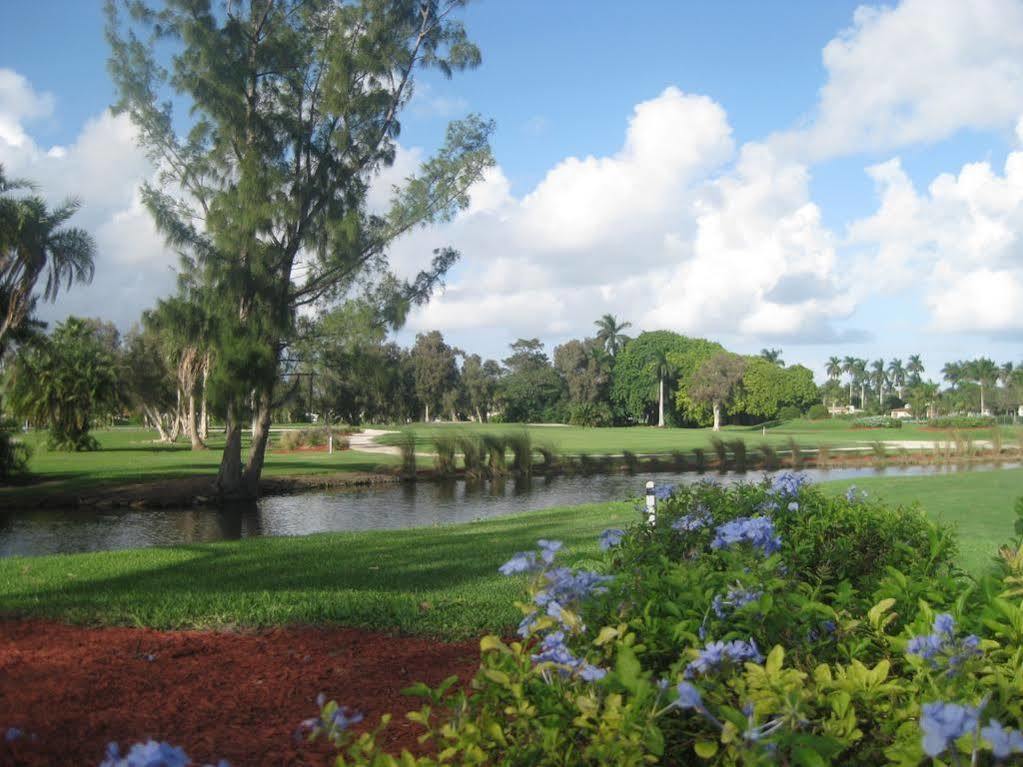 Hollywood Beach Golf Resort ภายนอก รูปภาพ